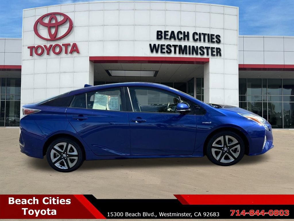 Used 2016 Toyota Prius Three Touring w/ Preferred Accessory Package image 13