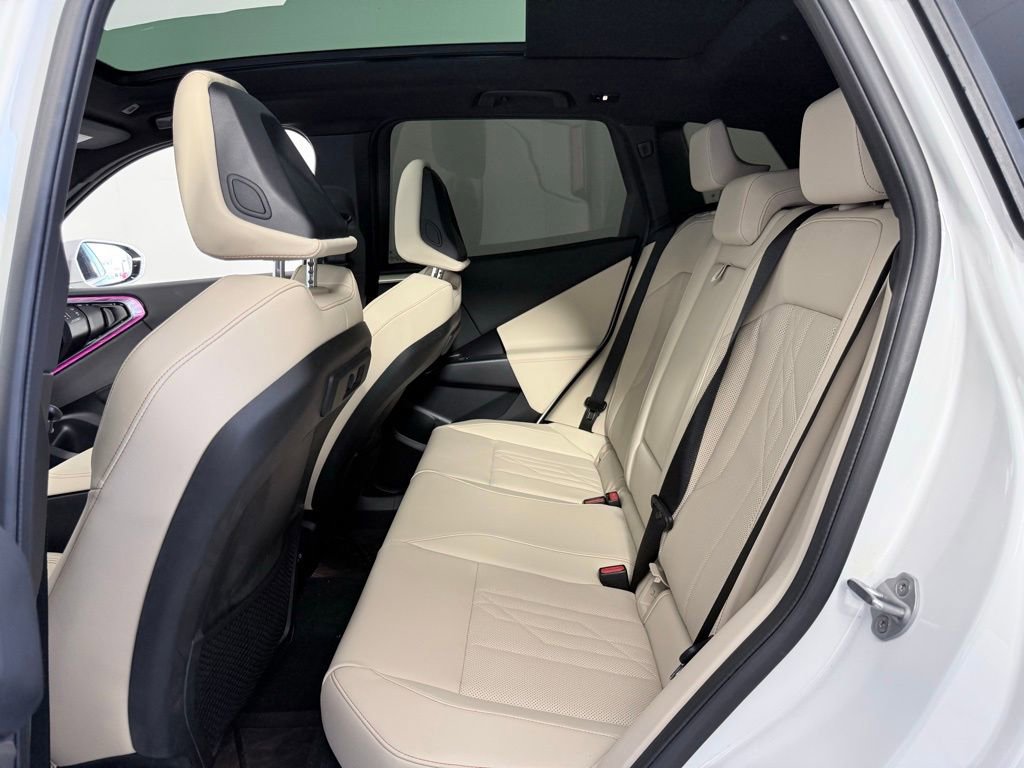 Used 2025 BMW X3 xDrive30i w/ Convenience Package image 24