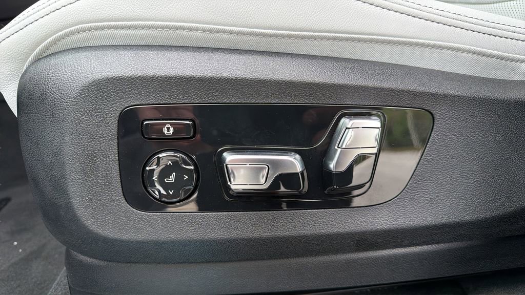 New 2026 BMW X7 xDrive40i image 7