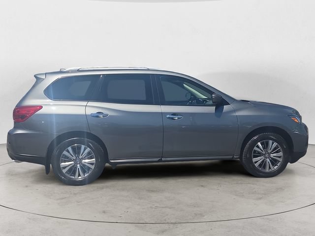 Used 2019 Nissan Pathfinder SL AWD/4WD image 4