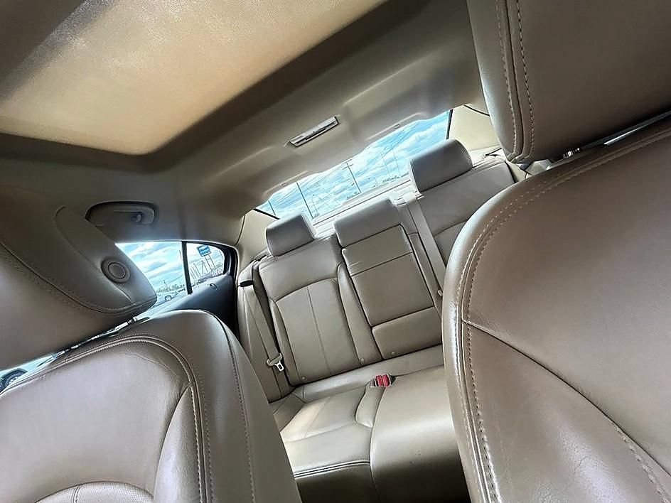 Used 2010 Buick LaCrosse CXL w/ Luxury Package AWD/4WD image 11