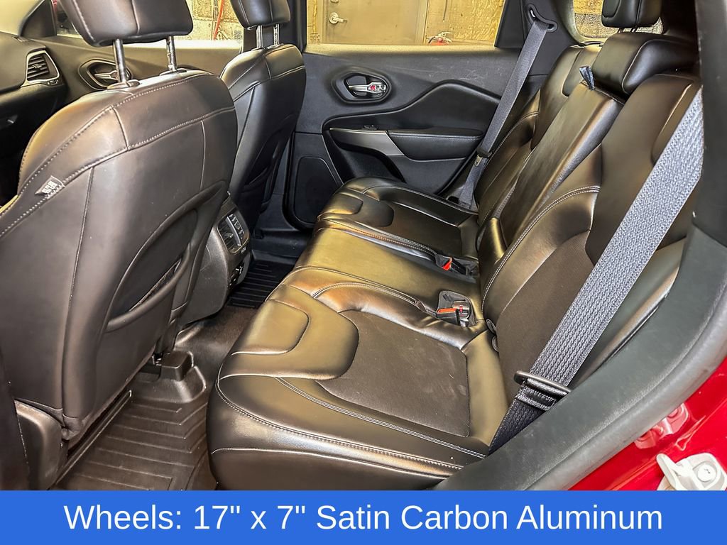 Used 2020 Jeep Cherokee Latitude Plus w/ Comfort/Convenience Group image 10