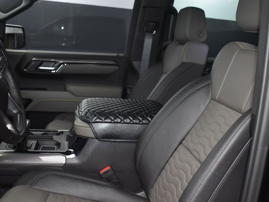 Used 2025 Chevrolet Silverado 1500 ZR2 w/ Technology Package image 7