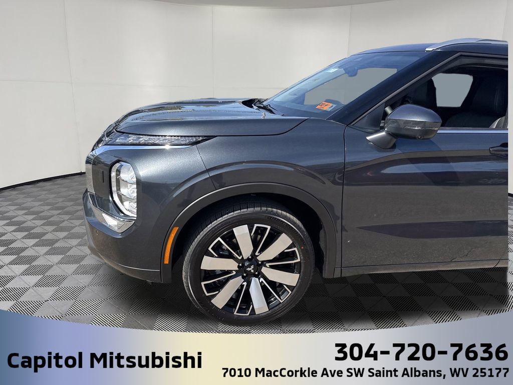 New 2025 Mitsubishi Outlander SEL image 10