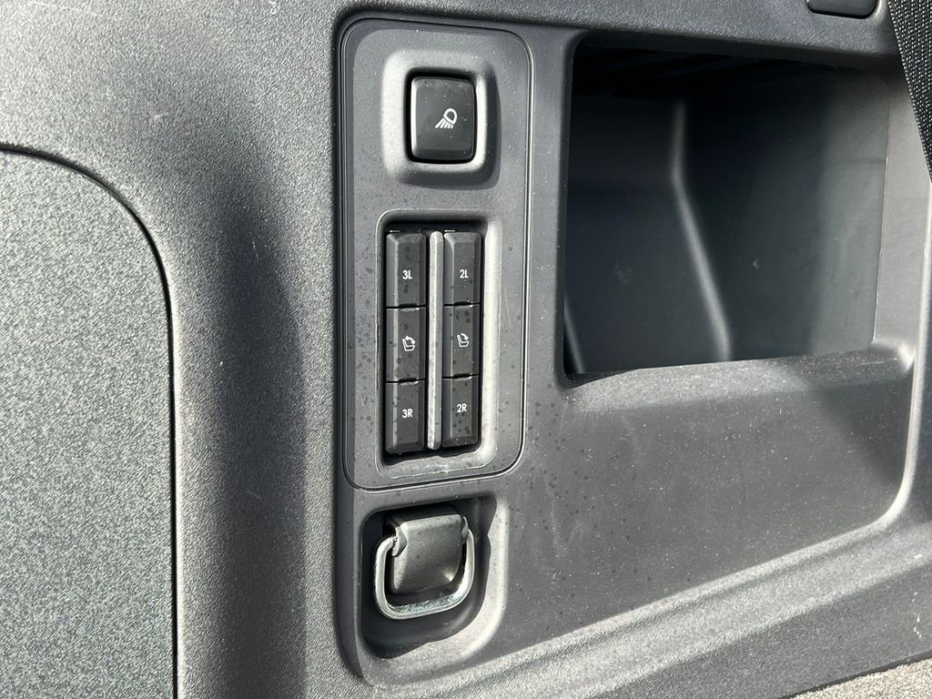 Used 2025 Lincoln Navigator Reserve w/ Jet Appearance Package image 43