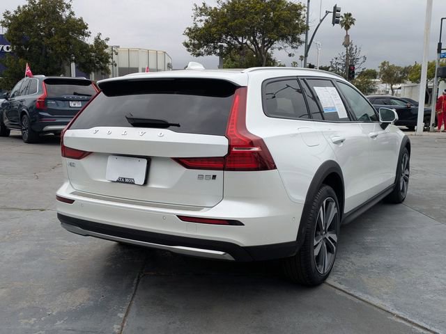 Certified 2023 Volvo V60 B5 Cross Country Plus w/ Climate Package image 3