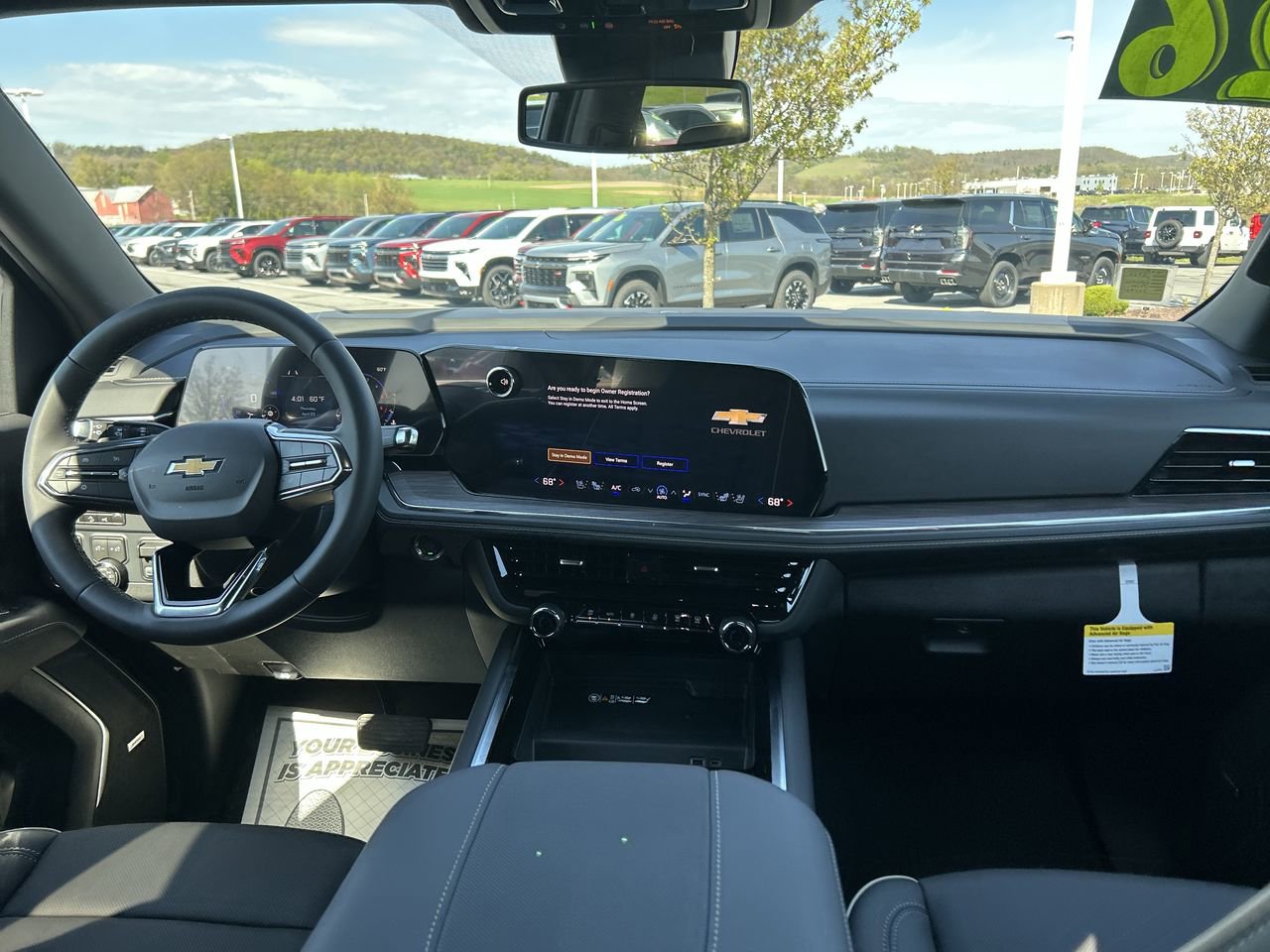 New 2026 Chevrolet Suburban Premier AWD/4WD image 17
