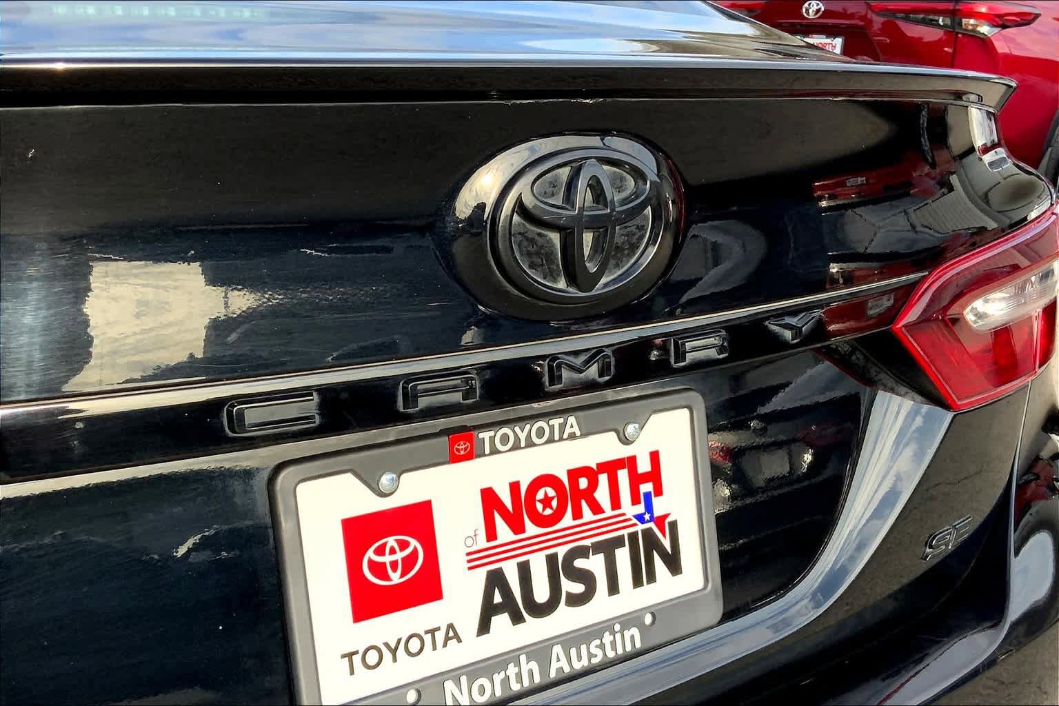 Used 2021 Toyota Camry SE FWD image 30