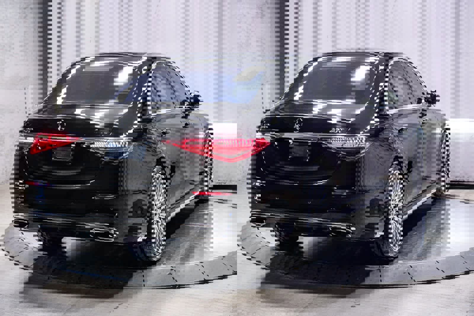 Used 2022 Mercedes-Benz S 500 4MATIC image 4