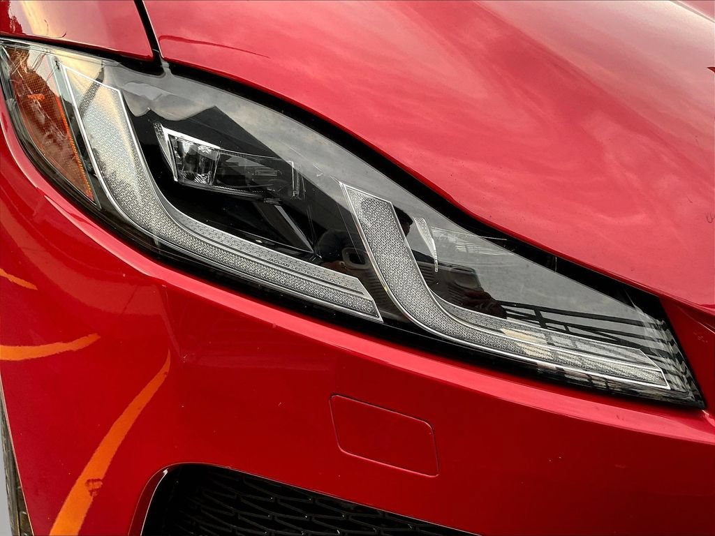 Used 2022 Jaguar F-PACE S AWD/4WD image 31