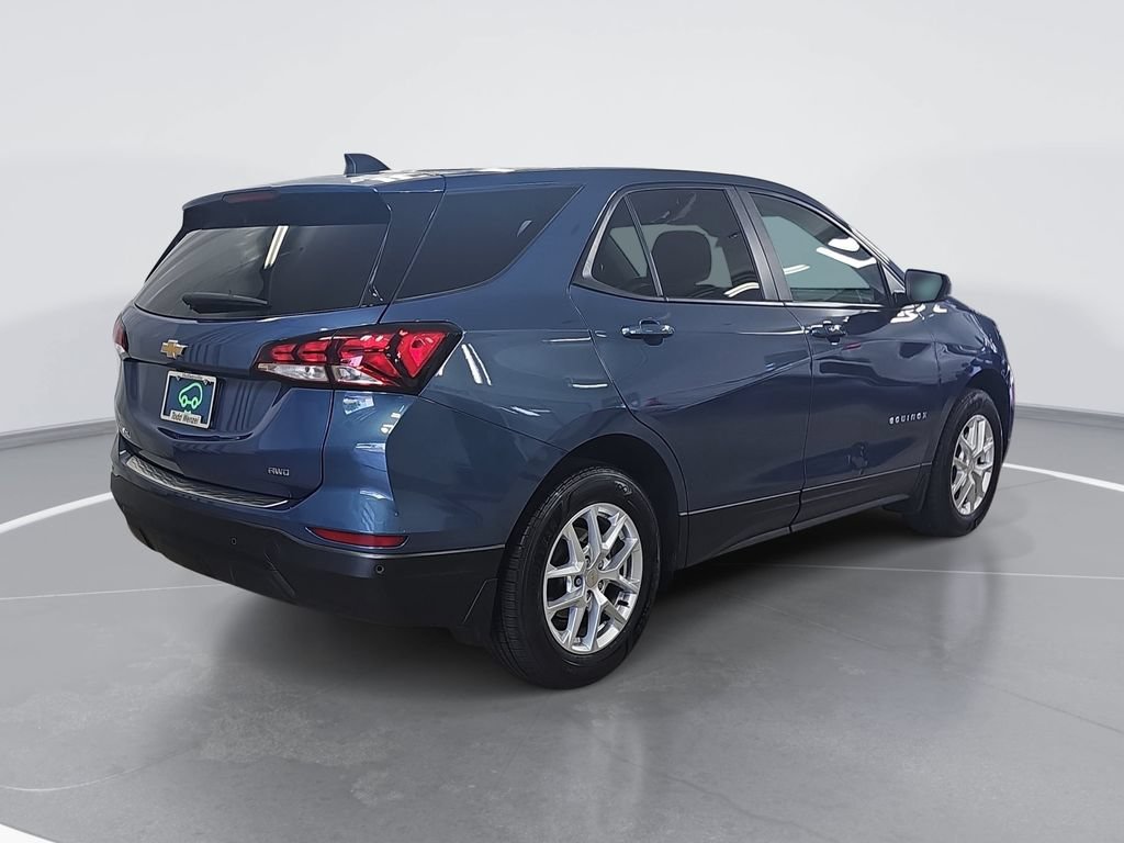 Certified 2024 Chevrolet Equinox LS w/ LS Convenience Package AWD/4WD image 3