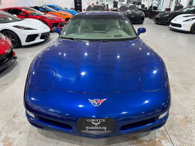 Used 2004 Chevrolet Corvette Coupe w/ Preferred Equipment Group RWD image 17