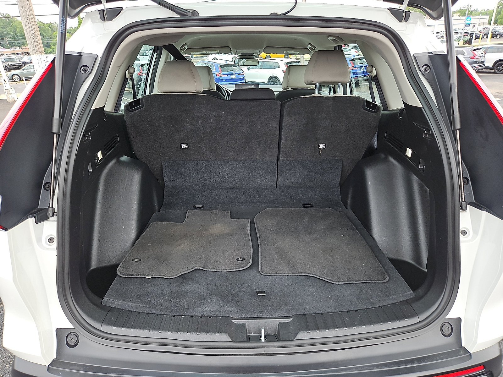 Used 2023 Honda CR-V LX image 28