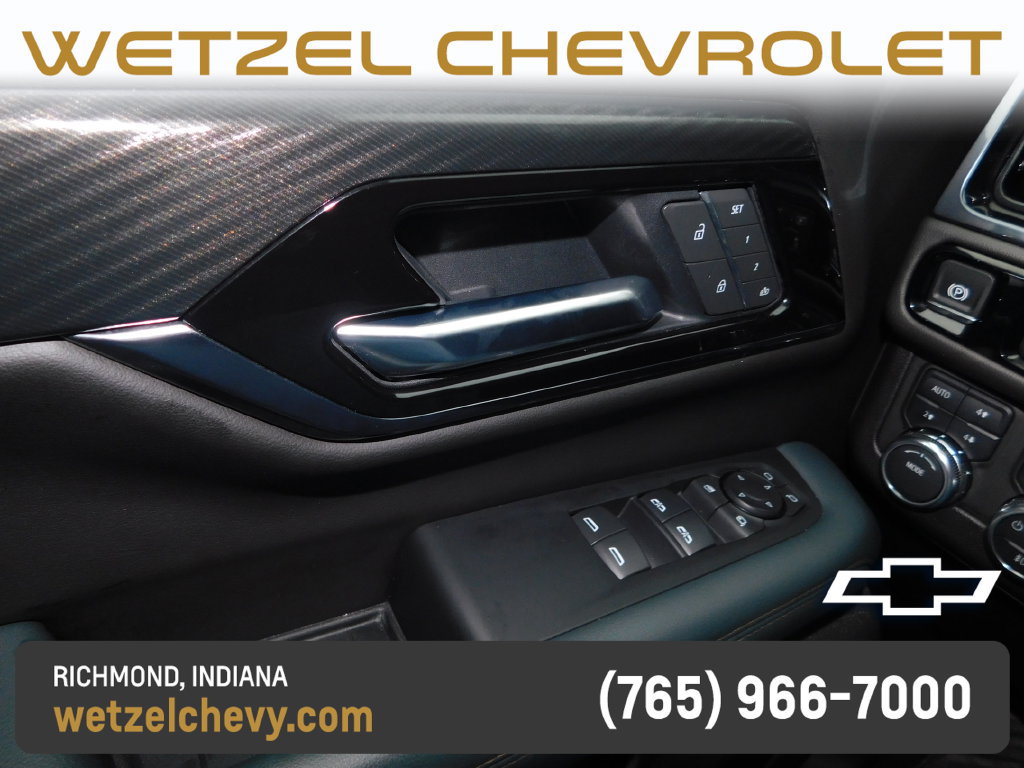 Certified 2025 GMC Yukon AT4 AWD/4WD image 38