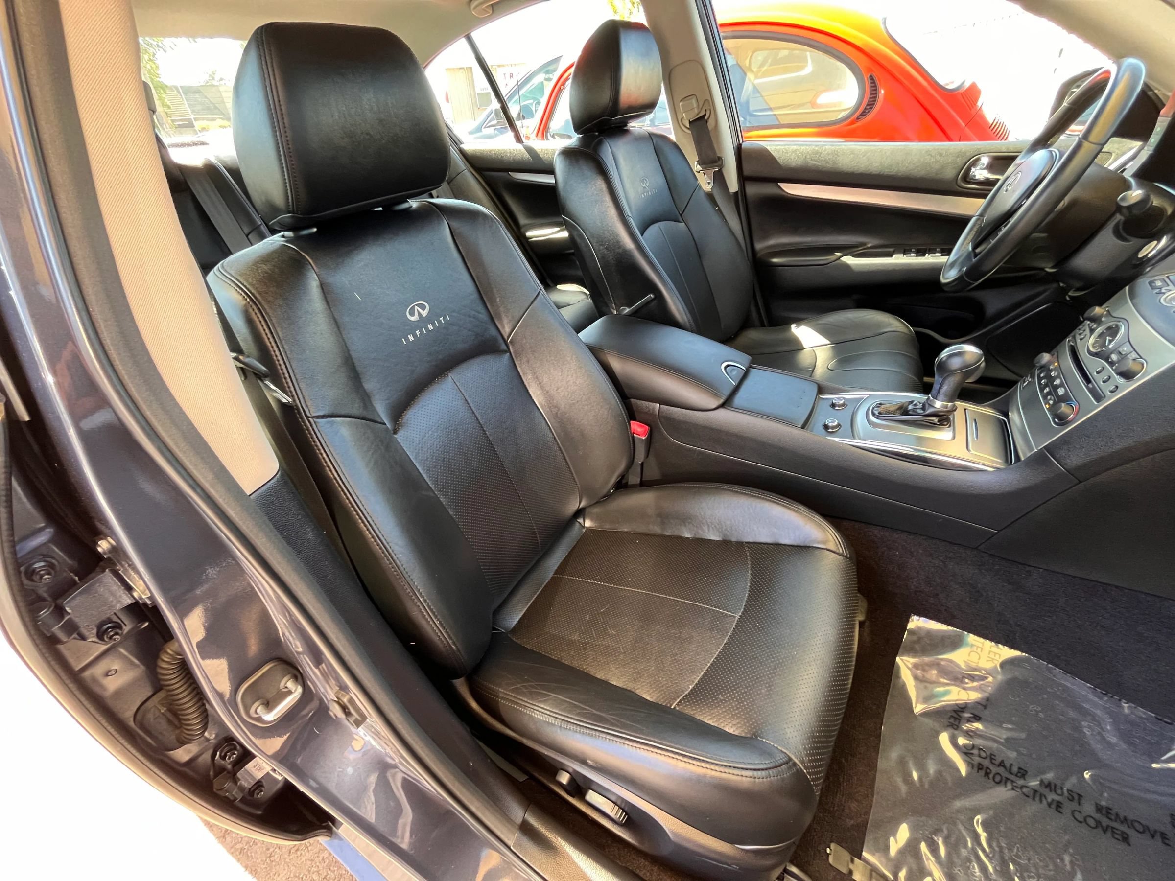 Used 2012 INFINITI G25 Journey RWD image 12