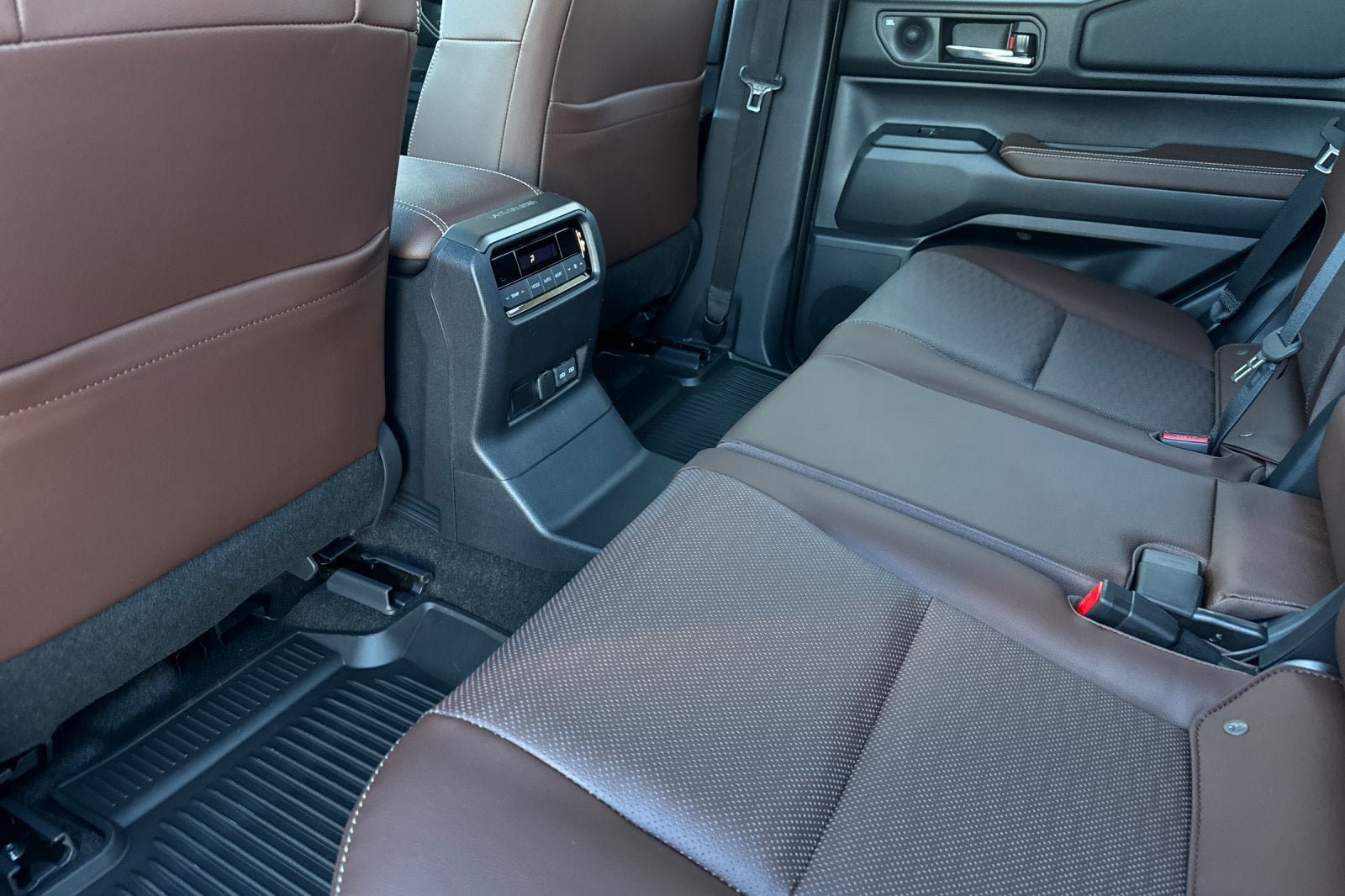 New 2026 Toyota Land Cruiser w/ Premium Package AWD/4WD image 44