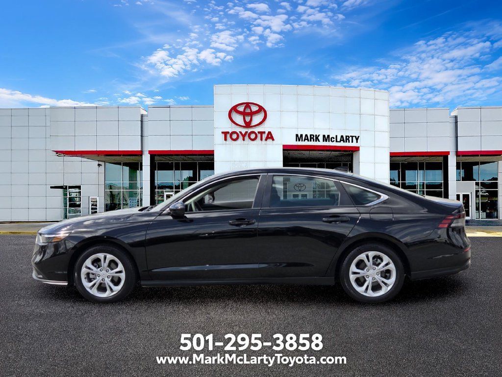 Used 2025 Honda Accord LX image 2