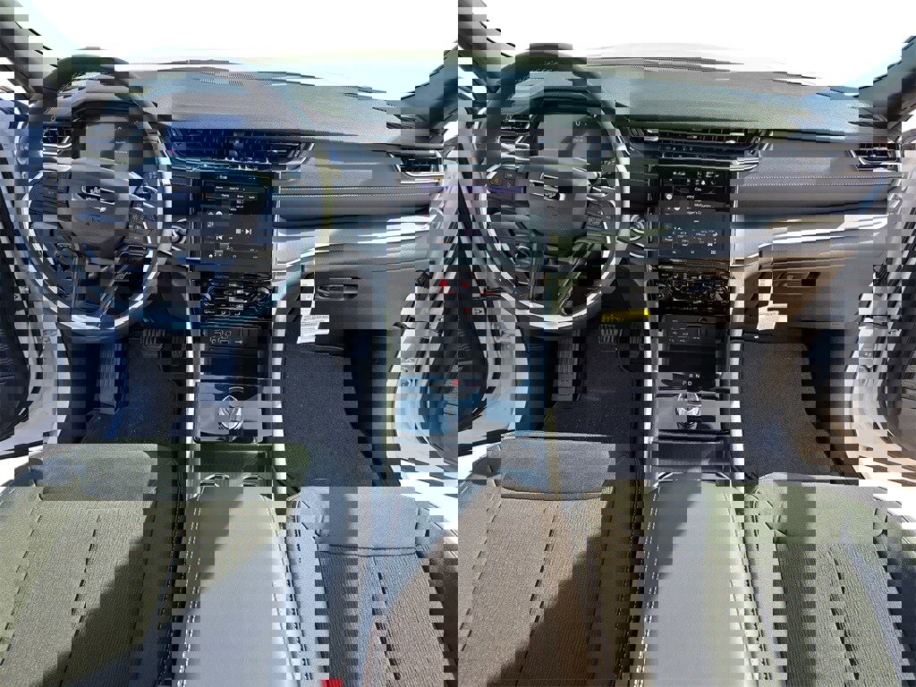 New 2026 Jeep Grand Cherokee Laredo X image 9