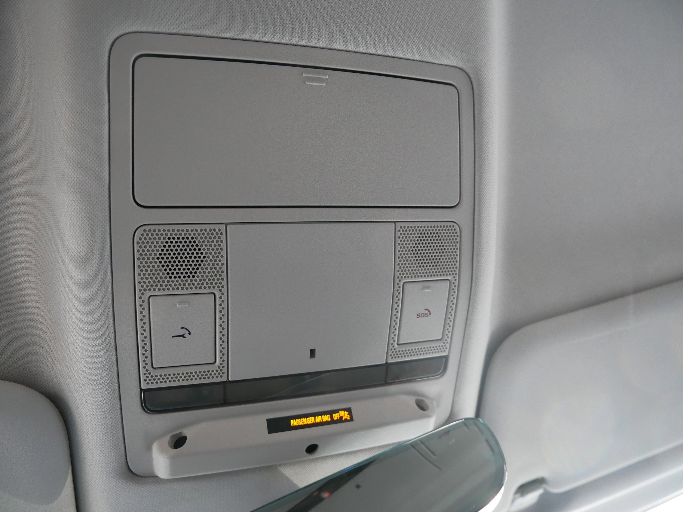 Used 2022 Land Rover Defender 110 image 29