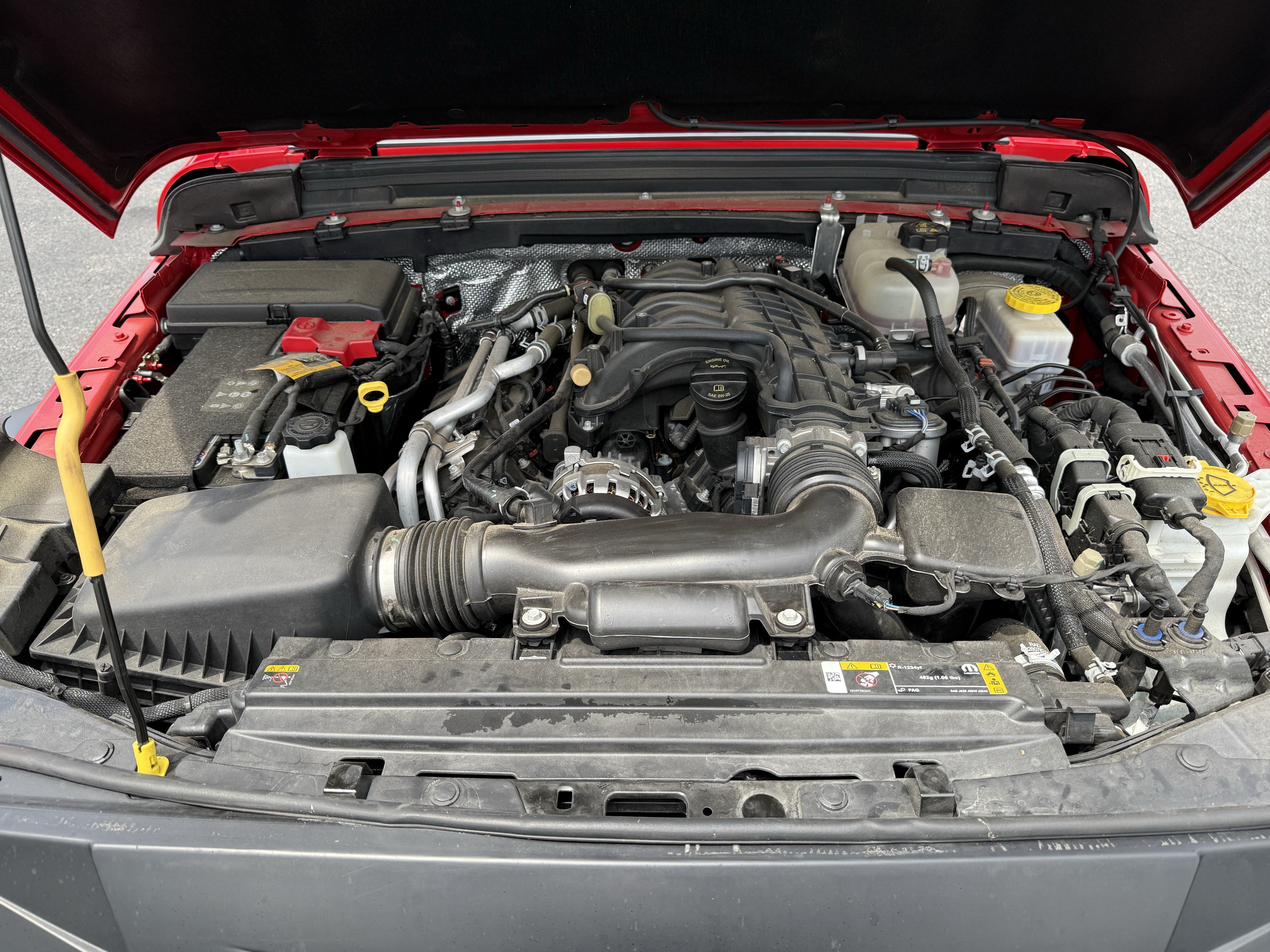Used 2024 Jeep Wrangler Sport AWD/4WD image 32