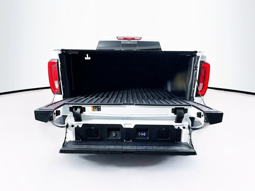 Used 2025 GMC Sierra 1500 AT4 w/ AT4 Premium Package AWD/4WD image 26