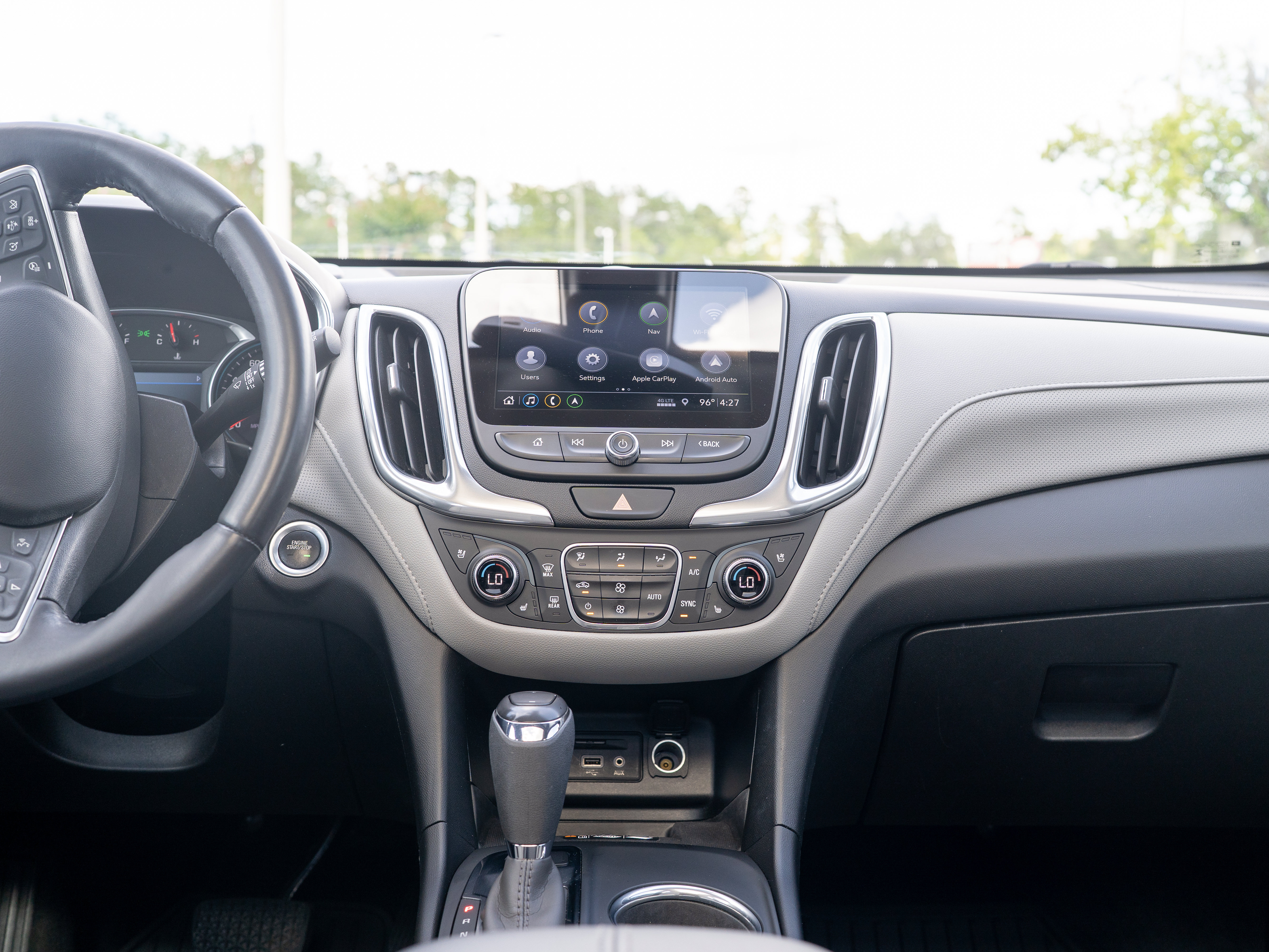 Used 2020 Chevrolet Equinox Premier FWD image 25