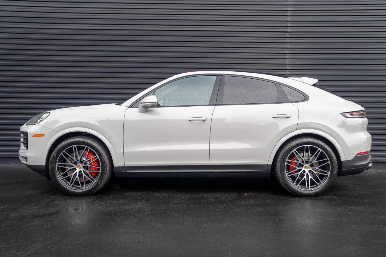 New 2026 Porsche Cayenne S AWD/4WD image 2
