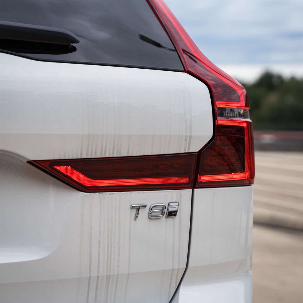 New 2026 Volvo XC60 T8 Ultra w/ Protection Package Premier AWD/4WD image 5