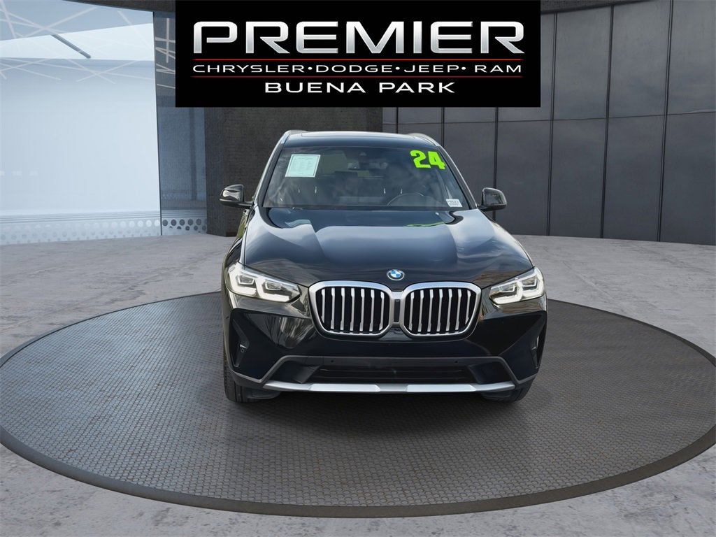 Used 2024 BMW X3 xDrive30i w/ Premium Essential Package image 3