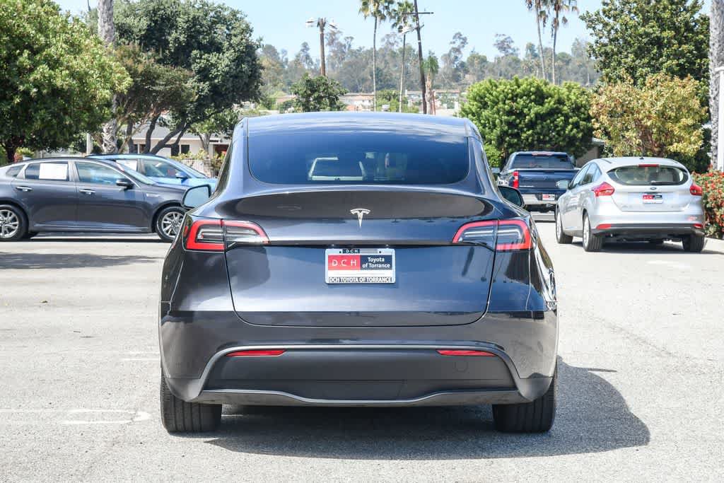Used 2024 Tesla Model Y 2WD image 9
