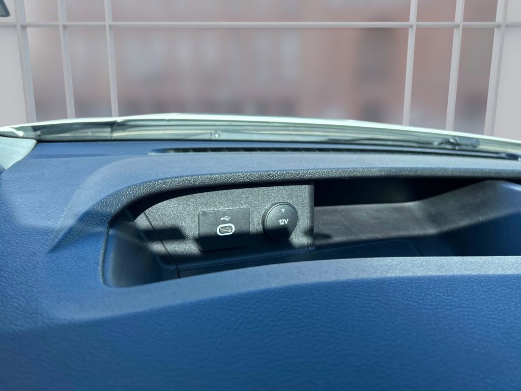 Used 2022 Ford Transit 350 XLT image 23