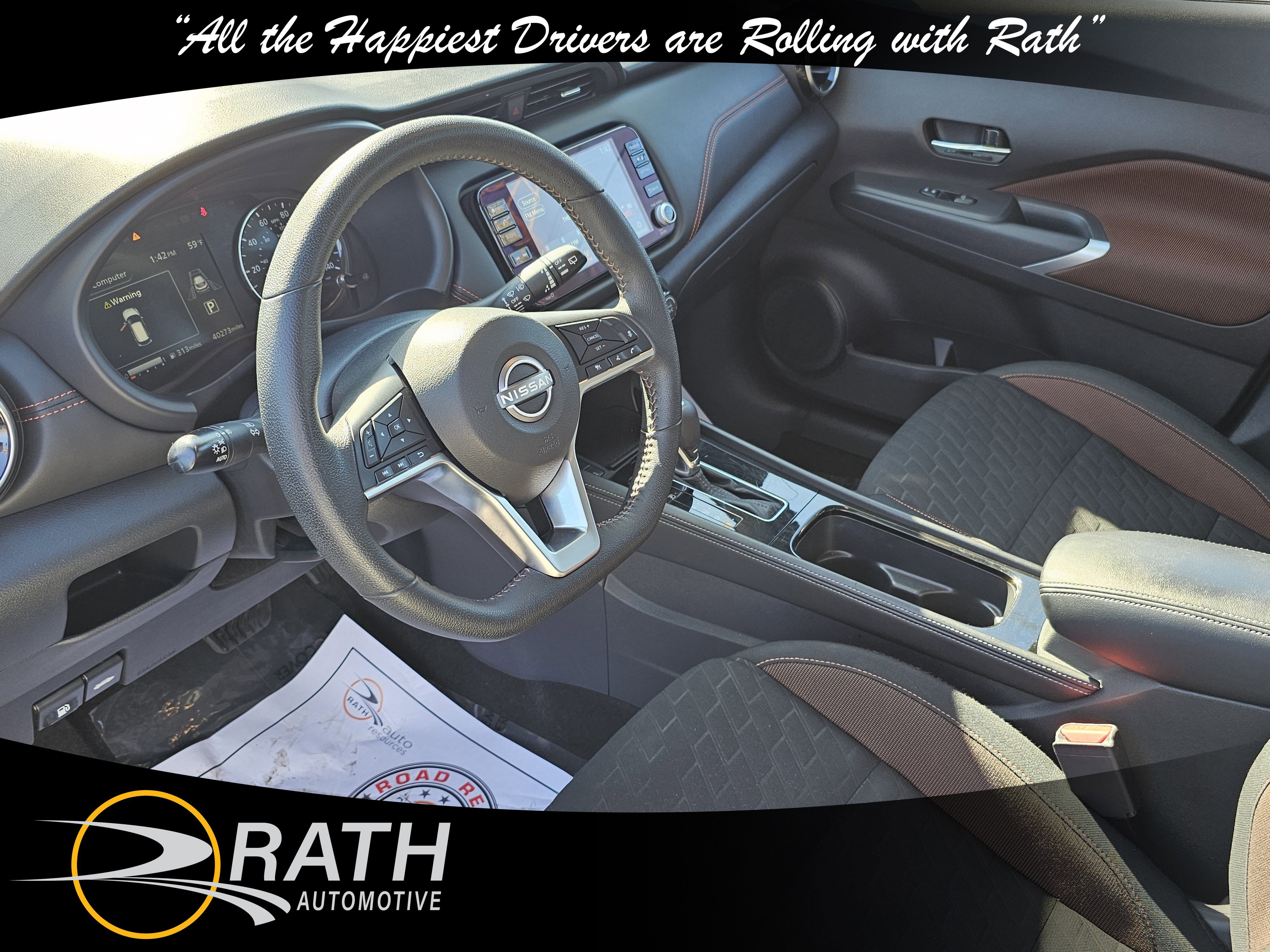 Used 2024 Nissan Kicks SR image 11