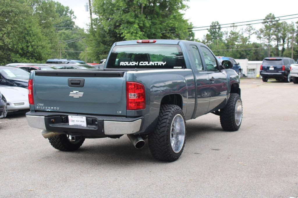 Used 2008 Chevrolet Silverado 1500 W/T w/ LS Package RWD image 8