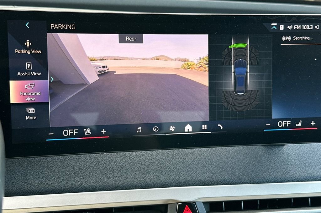 Used 2024 BMW iX xDrive50 w/ Sport Package image 22