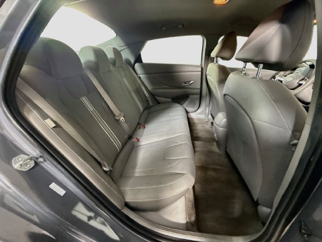 Used 2024 Hyundai Elantra SEL FWD image 26