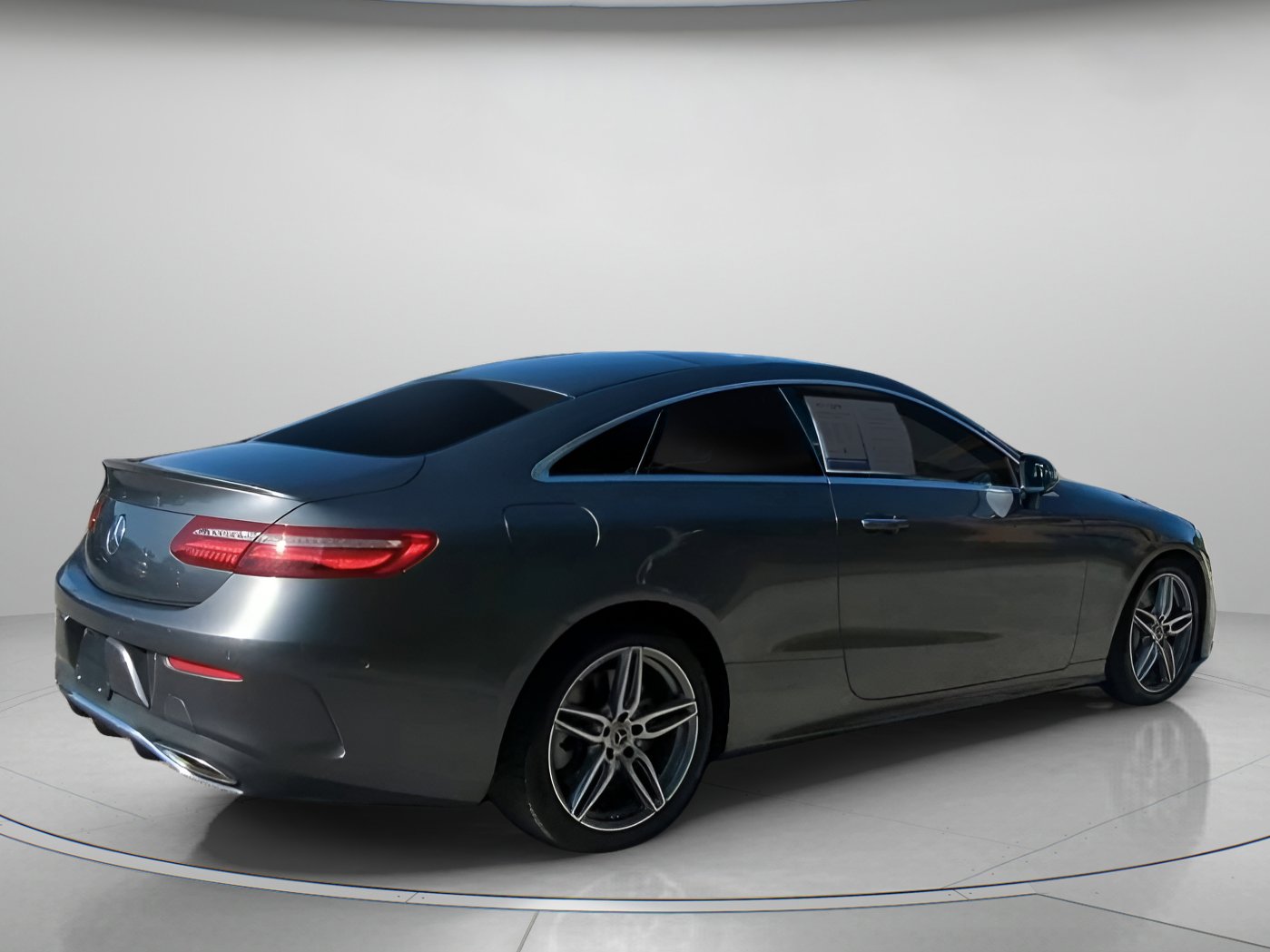 Used 2018 Mercedes-Benz E 400 Coupe image 29