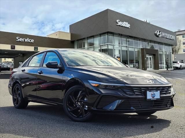 New 2026 Hyundai Elantra Sport w/ Cargo Package FWD 360° Tour