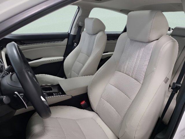 Certified 2019 Honda Accord Touring image 19