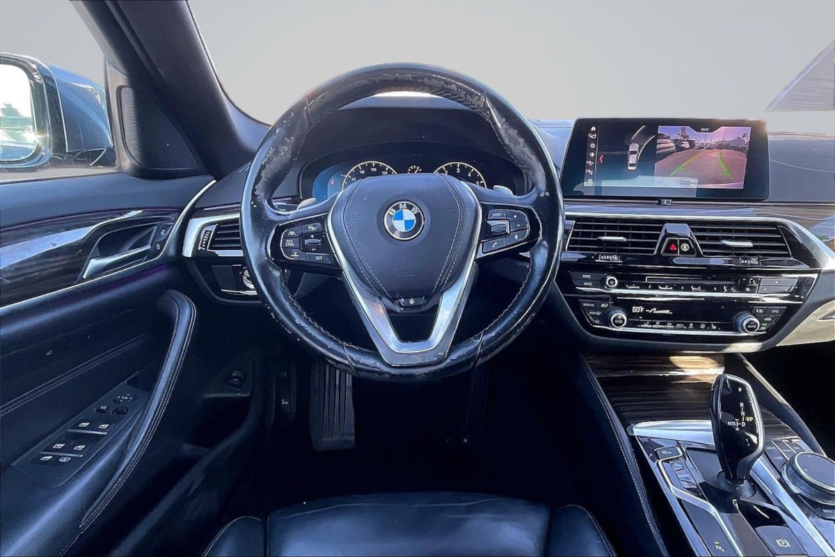 Used 2019 BMW 540i w/ Executive Package RWD image 5