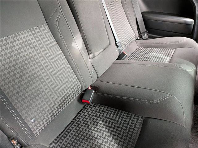 Used 2017 Dodge Challenger R/T image 17