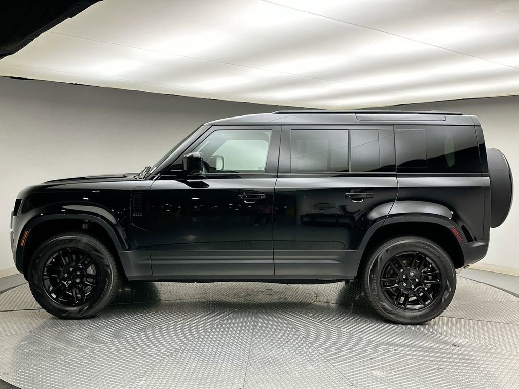 New 2026 Land Rover Defender 110 S image 2