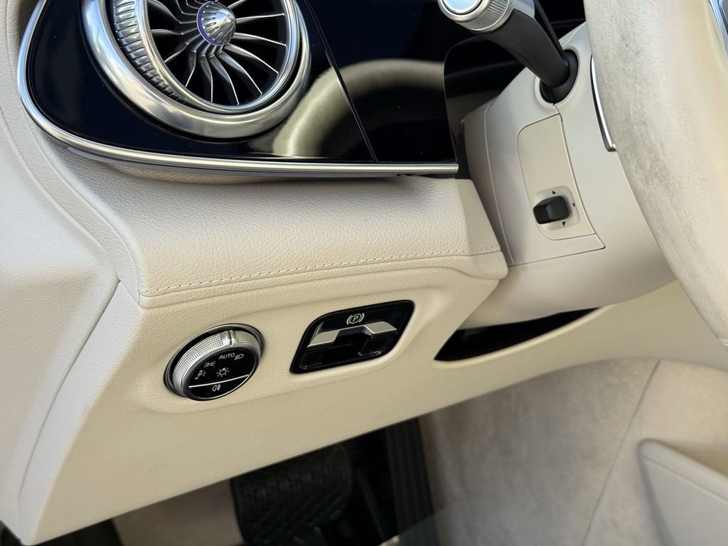 Certified 2023 Mercedes-Benz EQS 580 4MATIC Sedan image 15