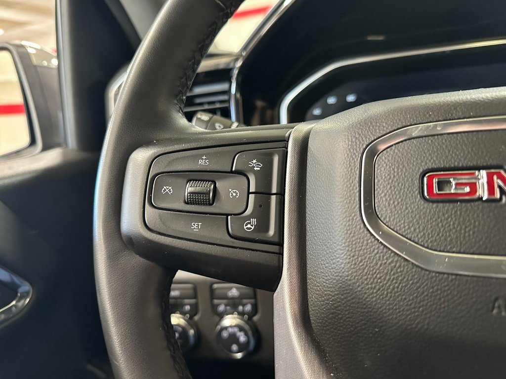 Used 2023 GMC Sierra 1500 SLE image 16