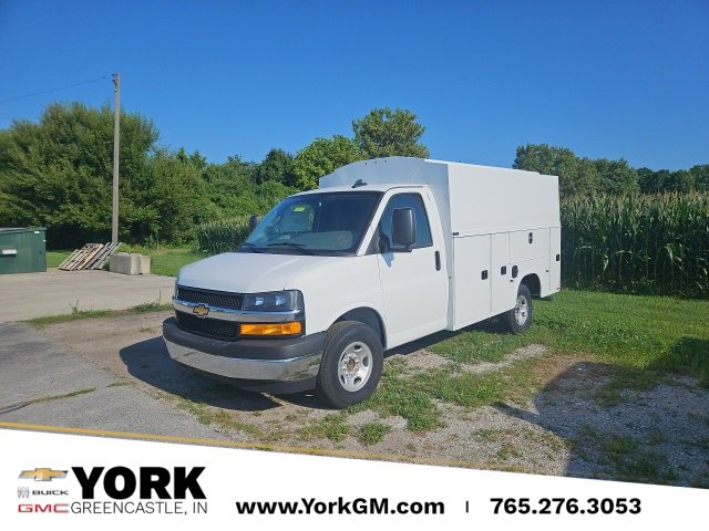 New 2025 Chevrolet Express 3500 w/ Power Convenience Package
