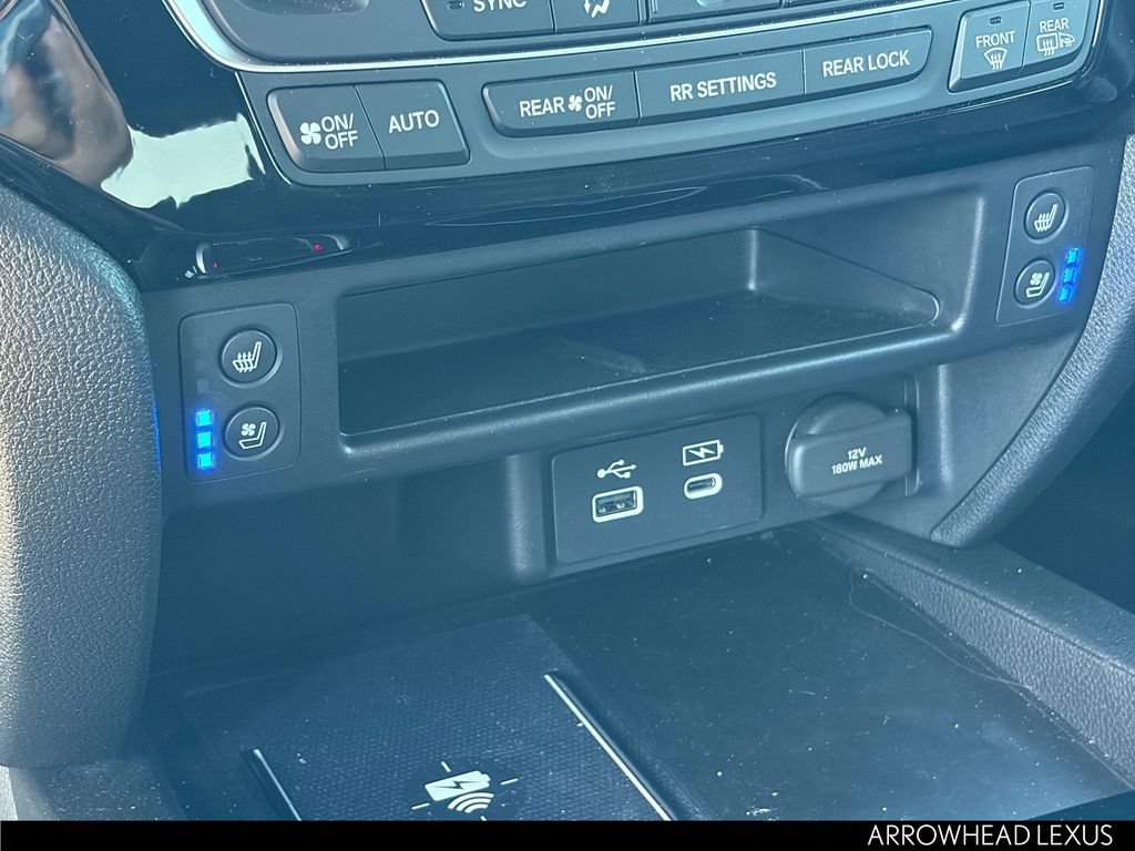 Used 2025 Honda Passport Black Edition image 28