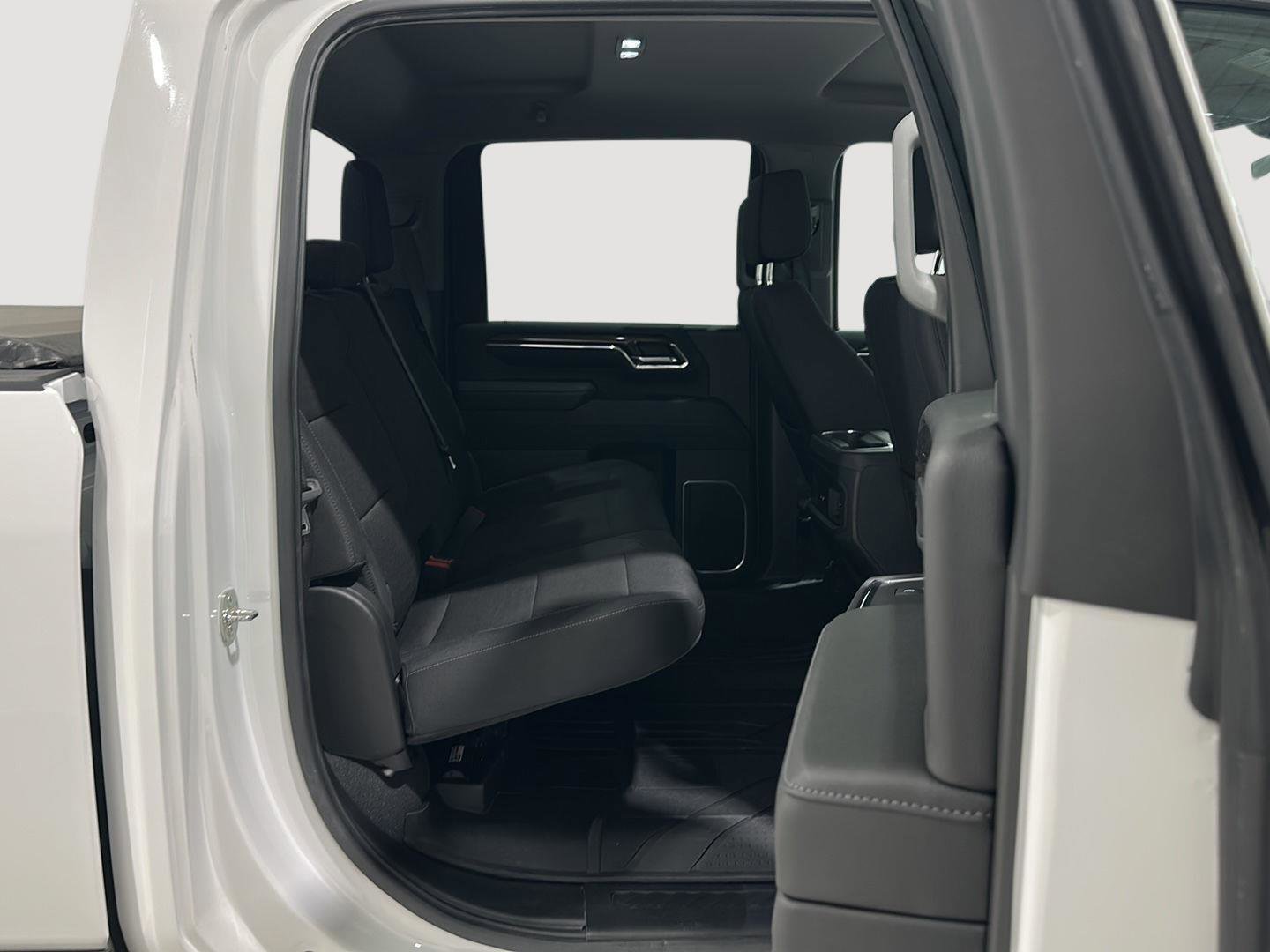 Used 2024 Chevrolet Silverado 3500 LT w/ Convenience Package image 25