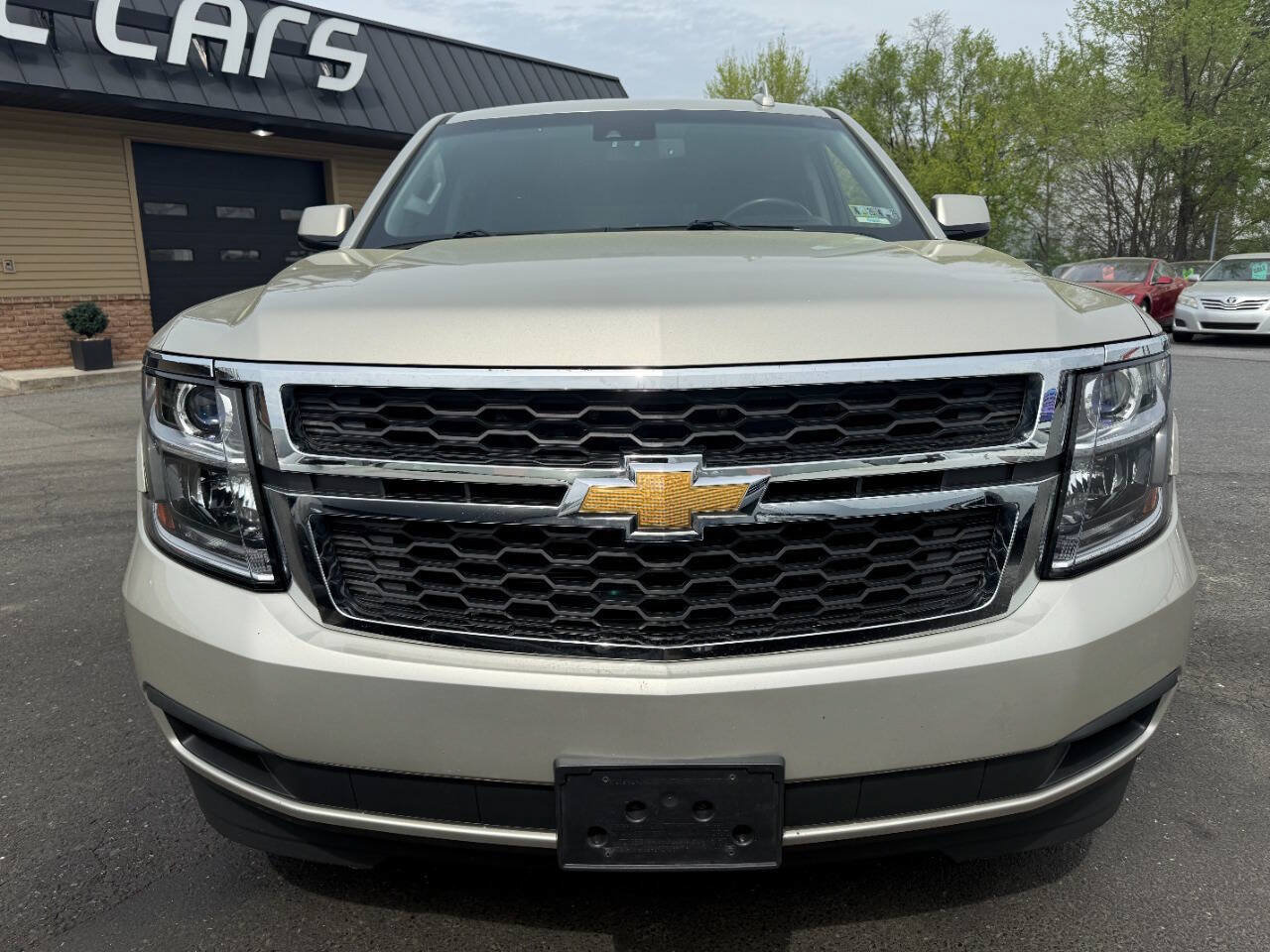 Used 2016 Chevrolet Tahoe LT AWD/4WD image 2