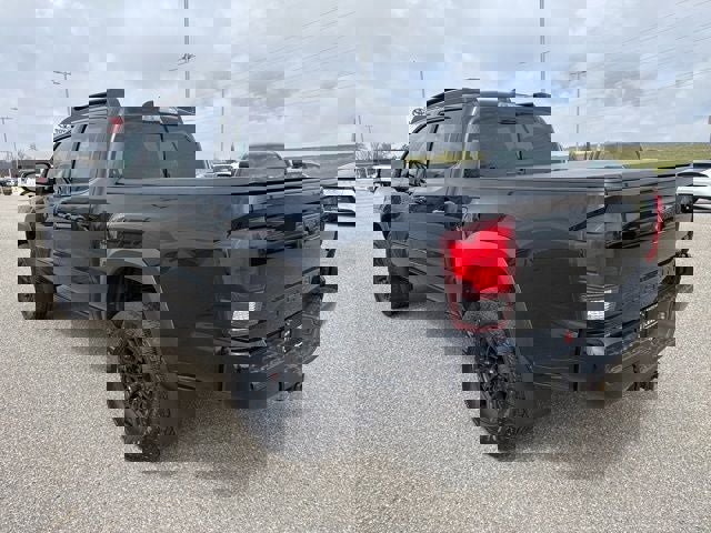 Used 2019 Toyota Tacoma TRD Off-Road image 9