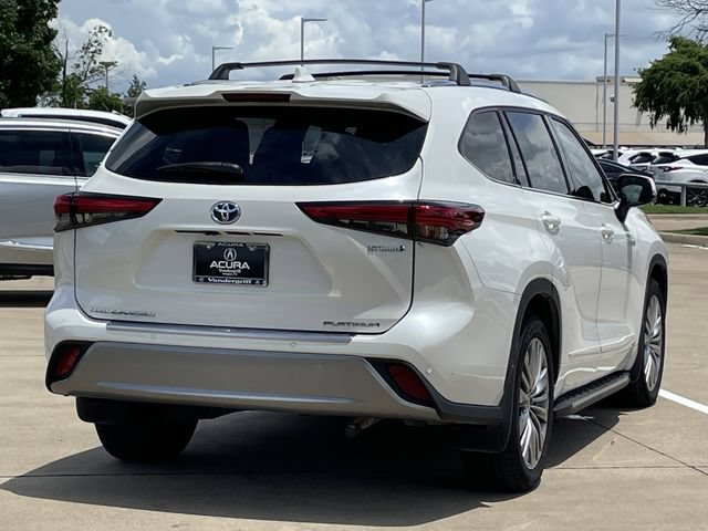 Used 2021 Toyota Highlander Platinum AWD/4WD image 4