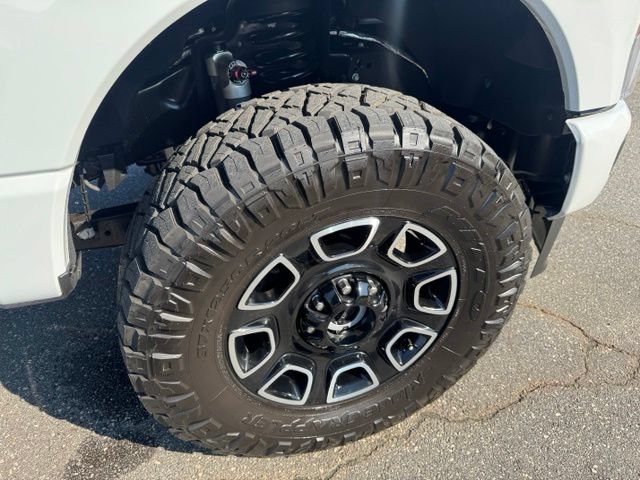 Used 2026 Ford F250 Platinum AWD/4WD image 11